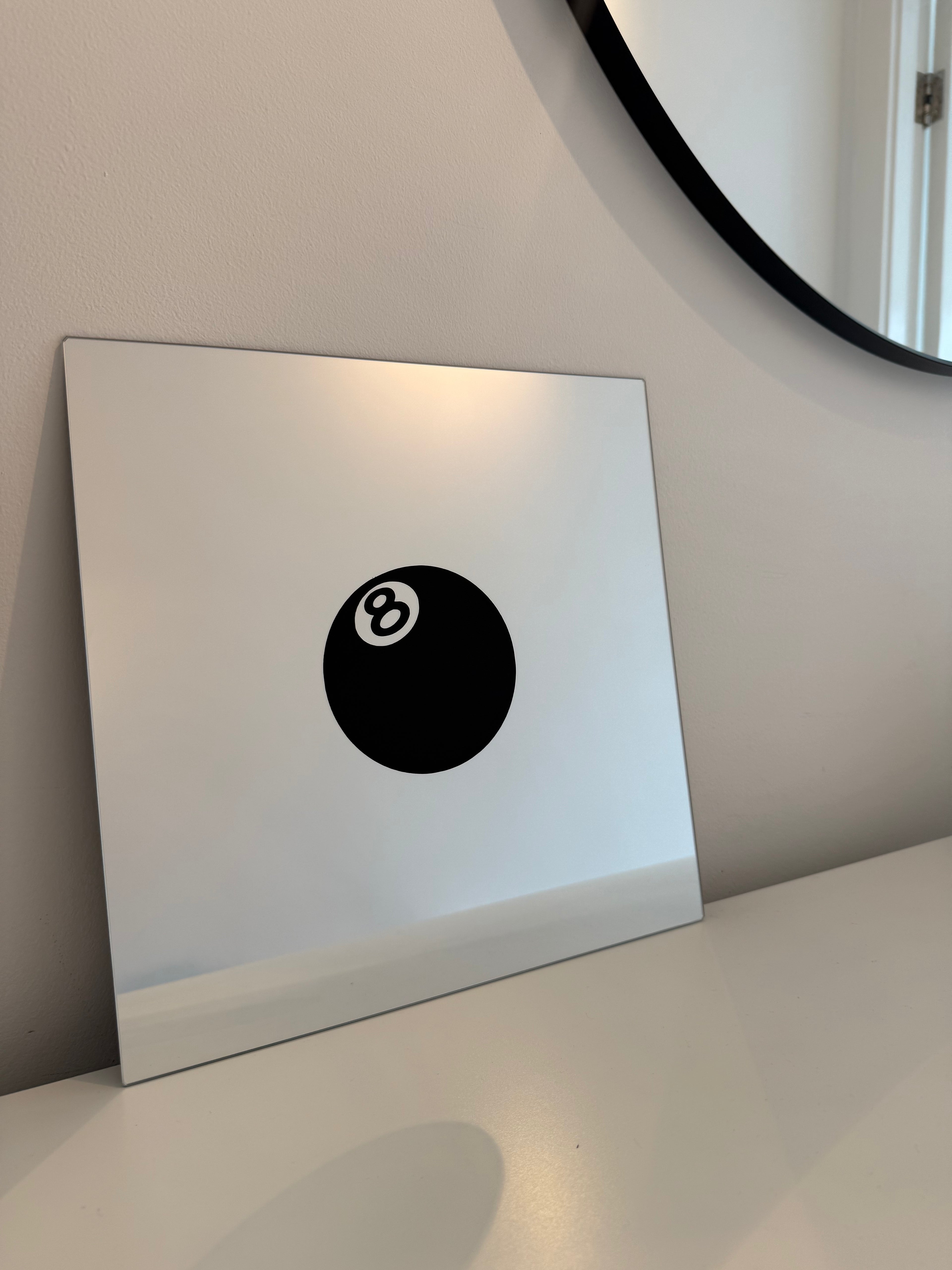 8 BALL MIRROR
